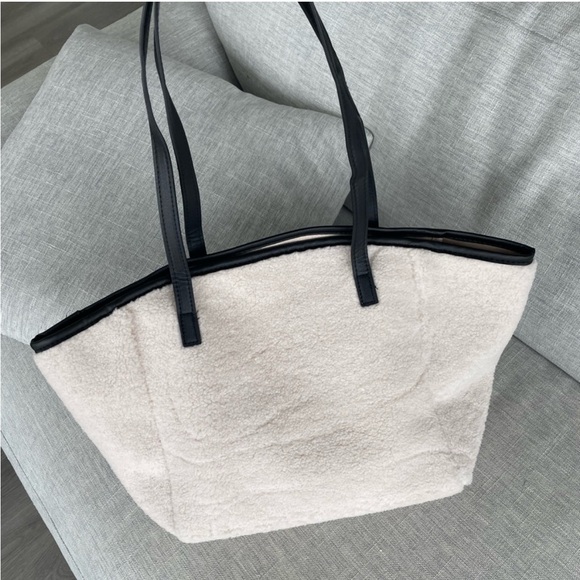 Brand new cozy teddy tote bag - Picture 2 of 15